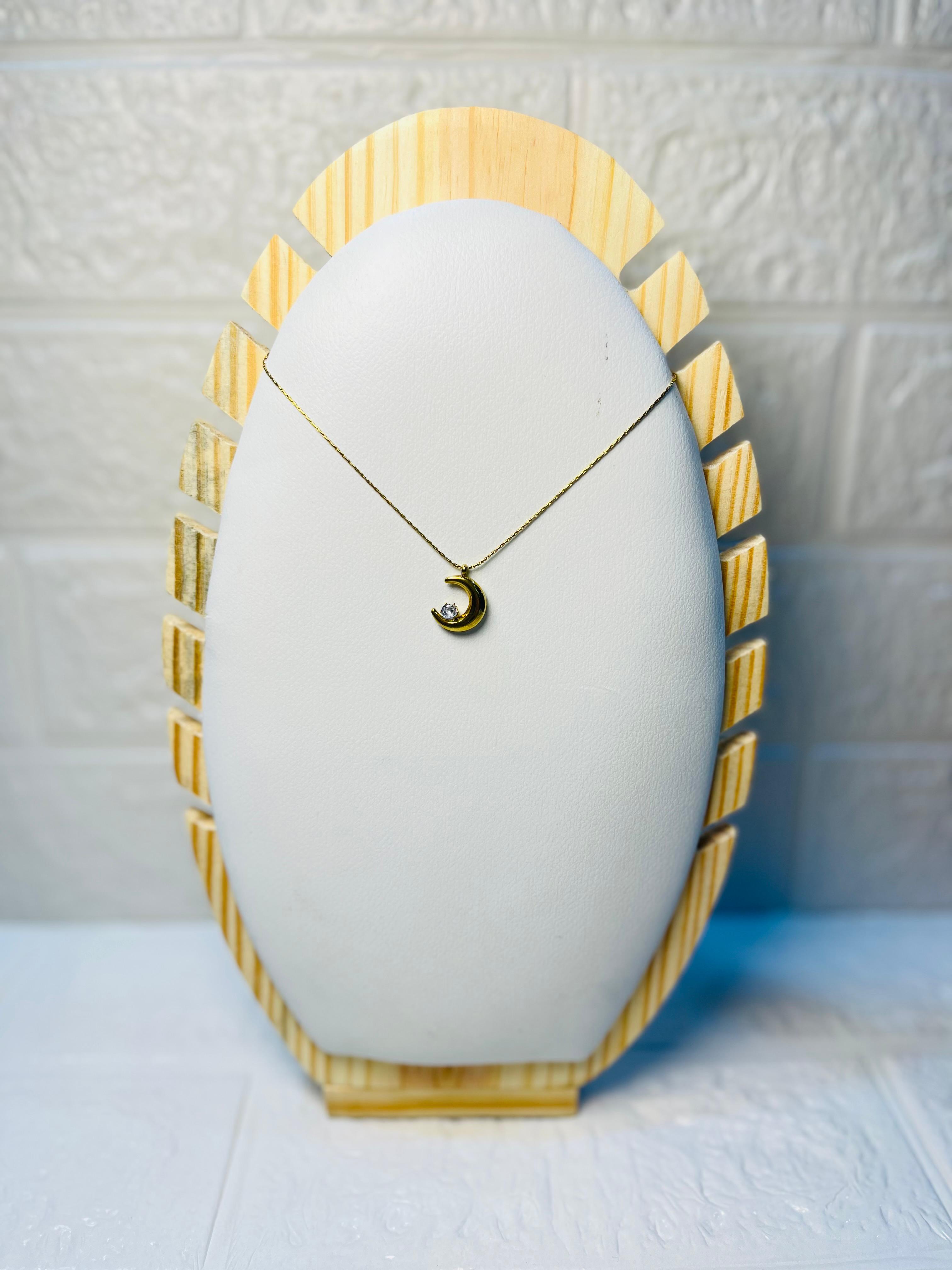 Golden Moon Charm Necklace 🌙 | Anti-tarnish