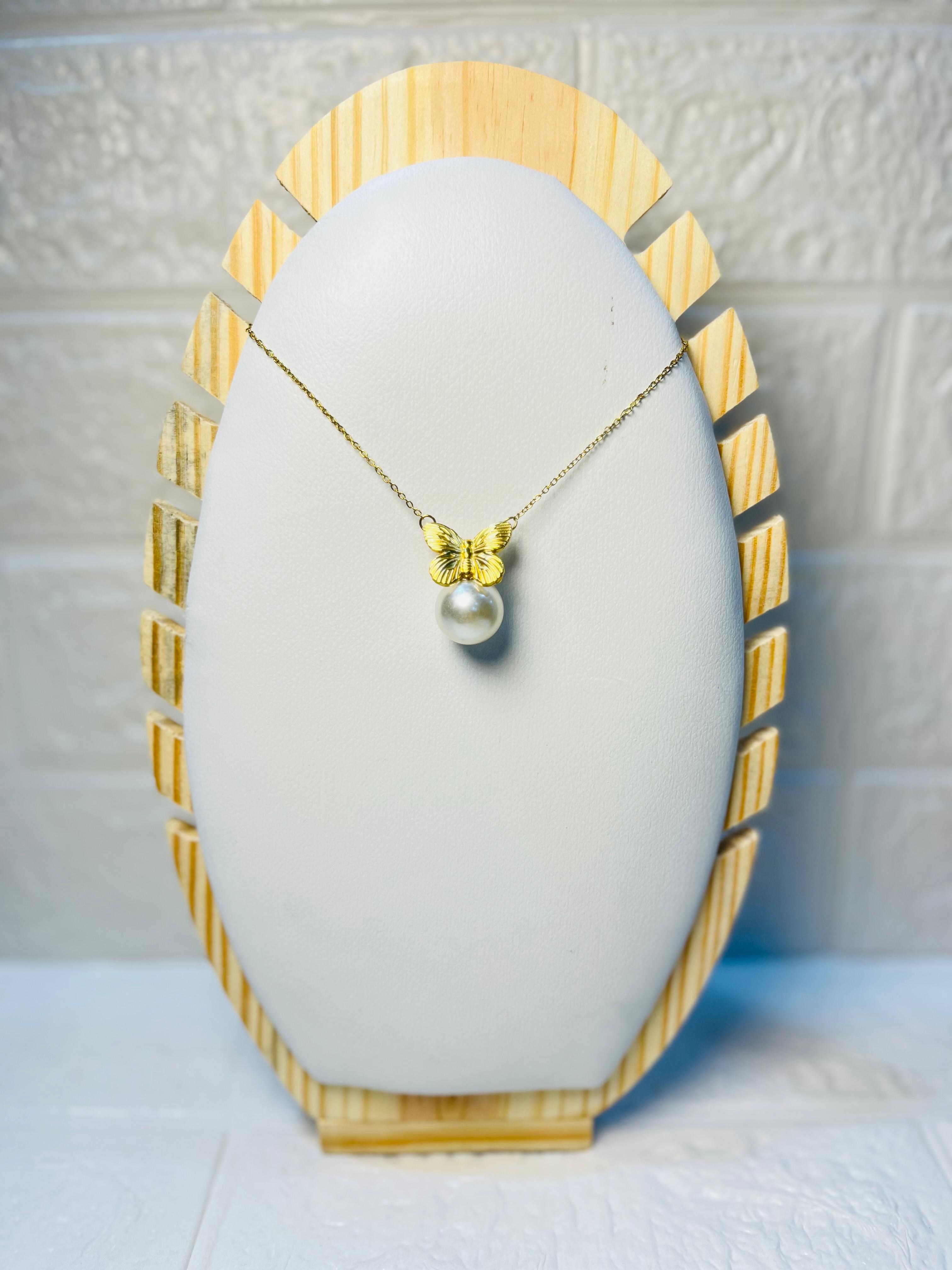 Flutter & Dewdrop Necklace | Anti-tarnish
