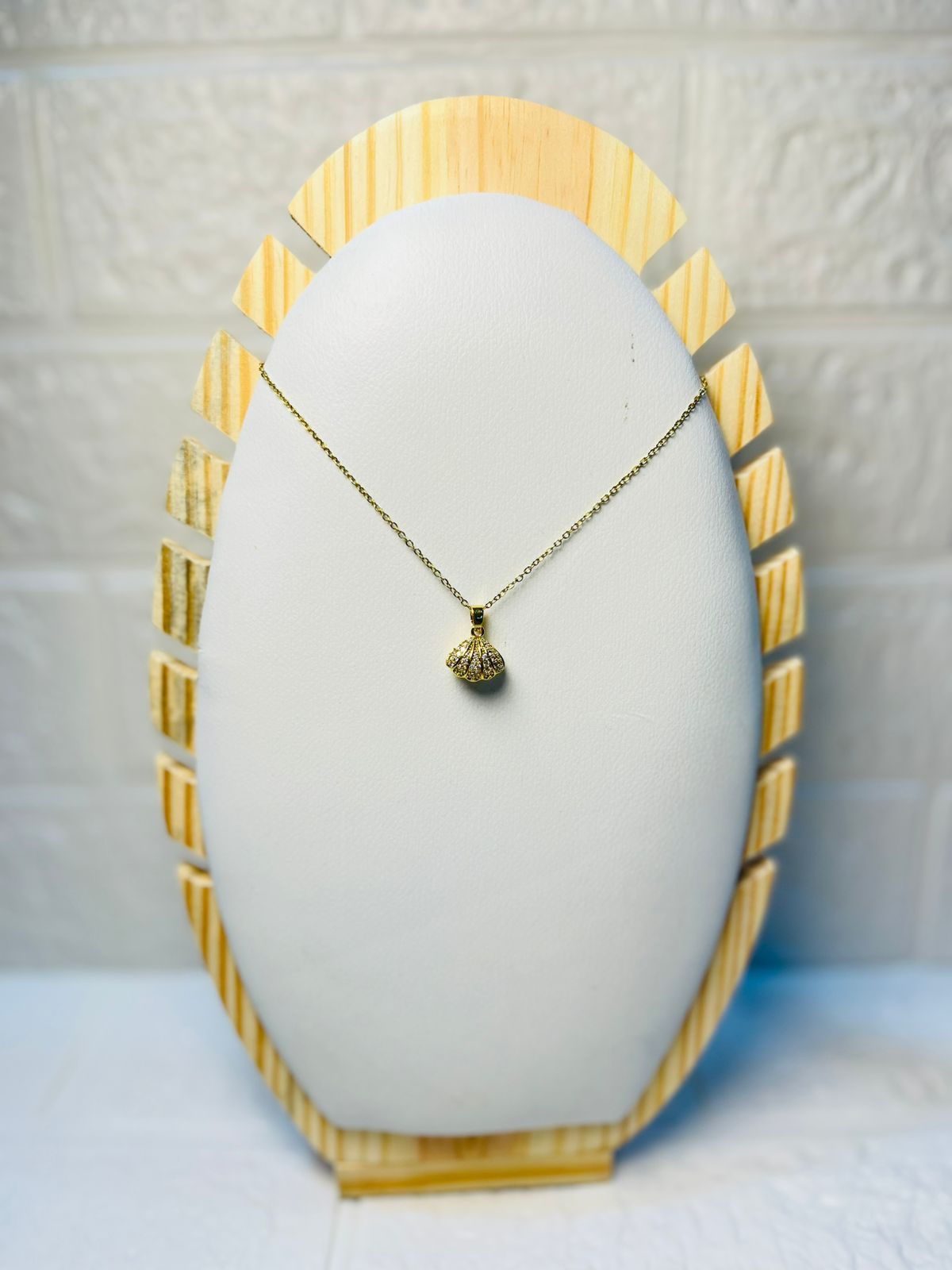 Golden Shell Charm Necklace | Anti-tarnish