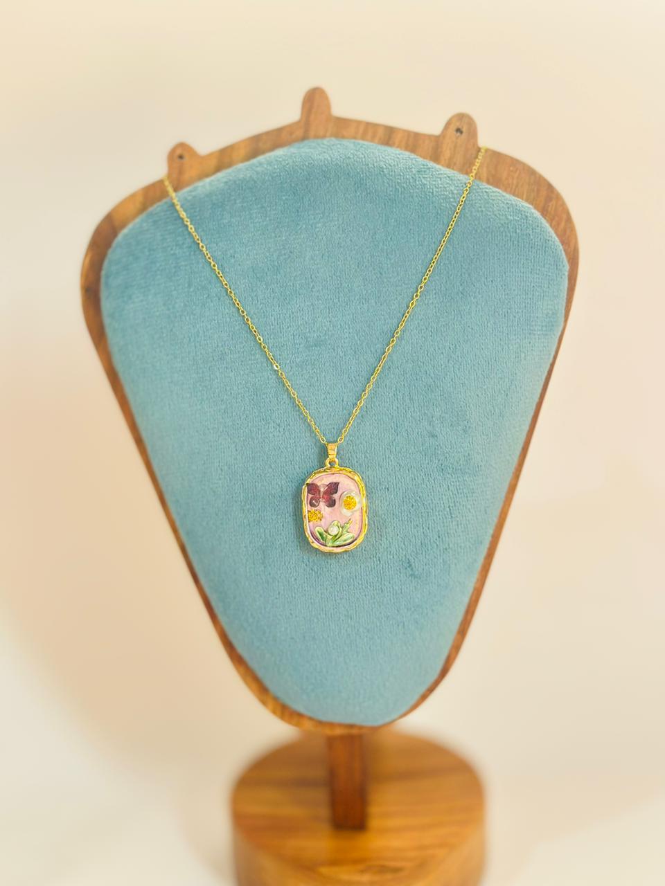 Golden Garden Pendant Necklace  | Anti-tarnish