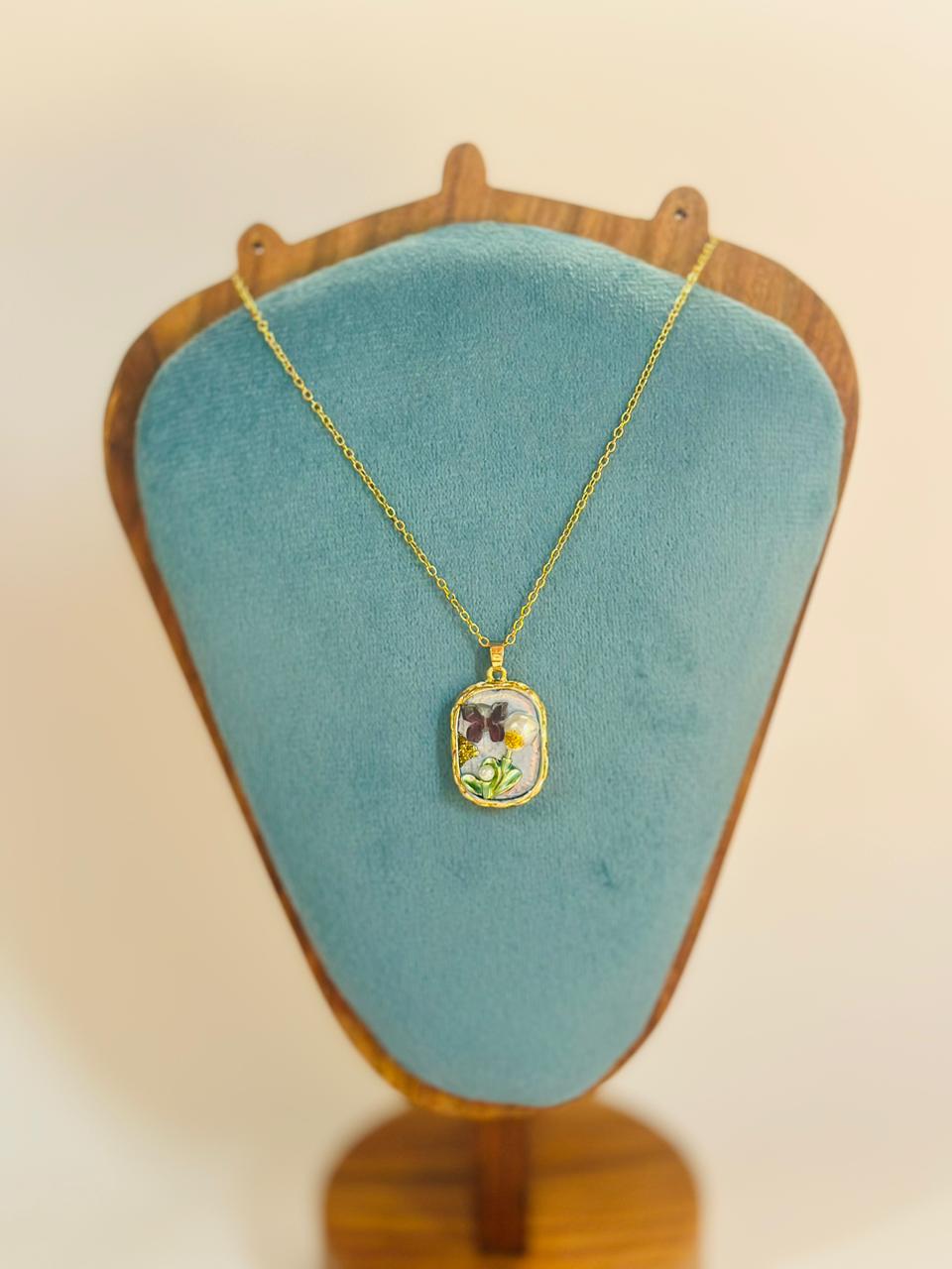 Golden Garden Pendant Necklace  | Anti-tarnish