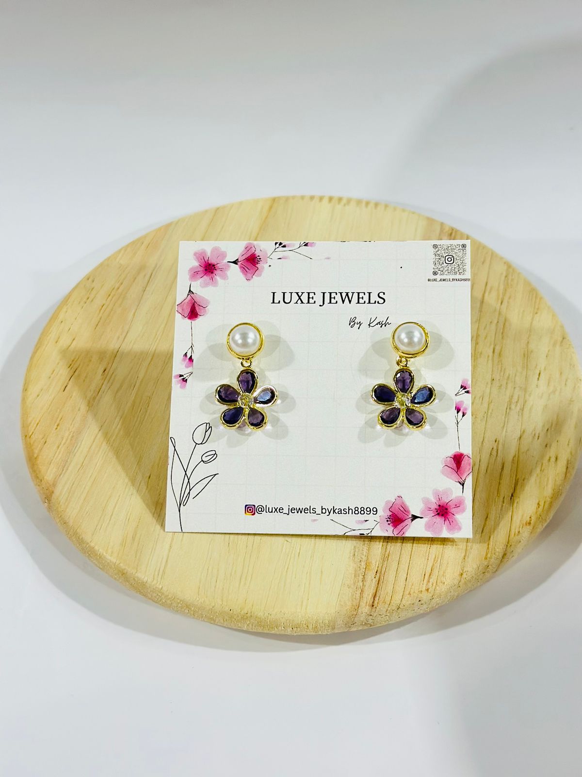 Elegant Pearl &  Flower Dangle Earrings (Copy)